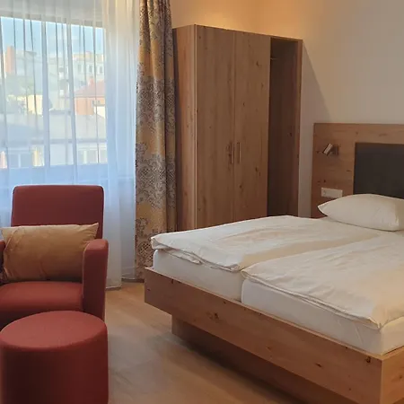 艾尔普林森豪夫酒店 卡尔斯鲁厄