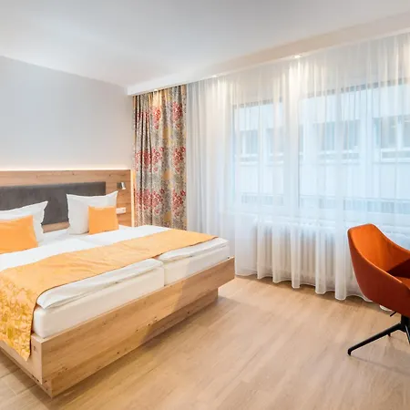 艾尔普林森豪夫酒店 酒店