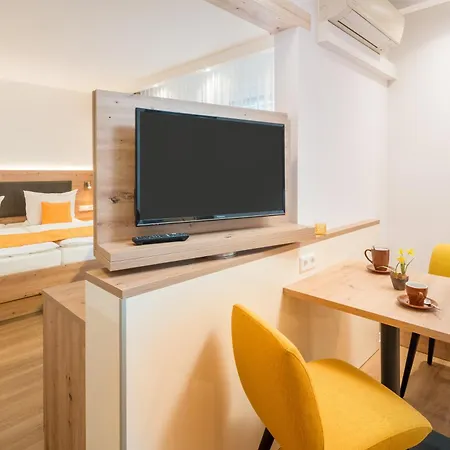 艾尔普林森豪夫酒店 2*