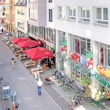 艾尔普林森豪夫酒店