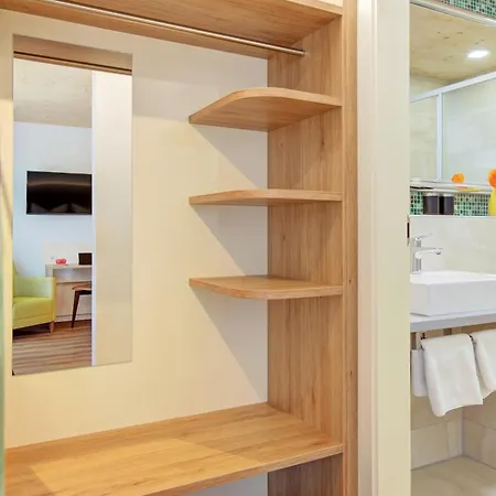 艾尔普林森豪夫酒店 2* 卡尔斯鲁厄