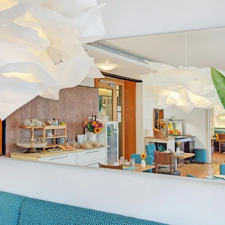 艾尔普林森豪夫酒店