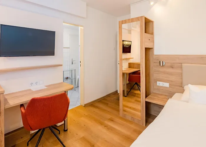 Hotel Erbprinzenhof 2*