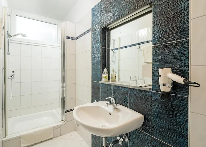 Erbprinzenhof Hotel 2*